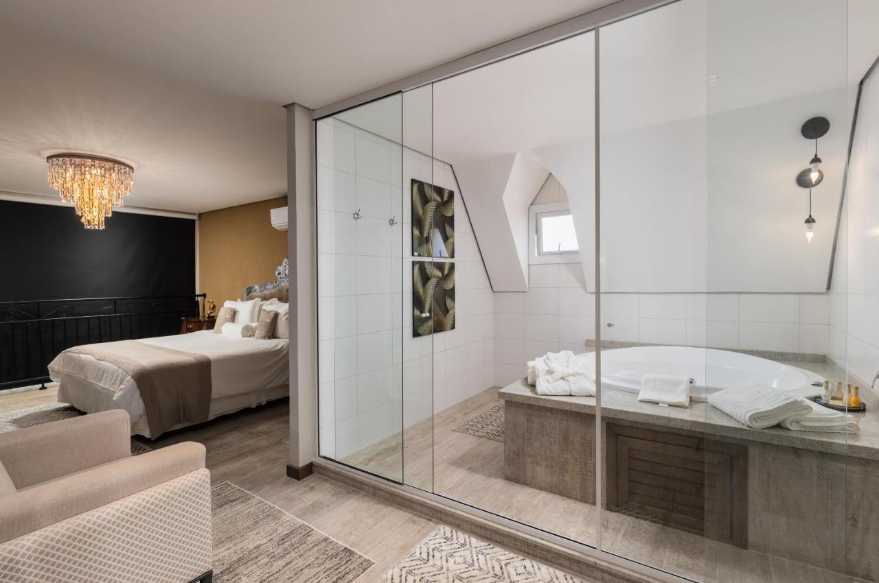 Suite City View